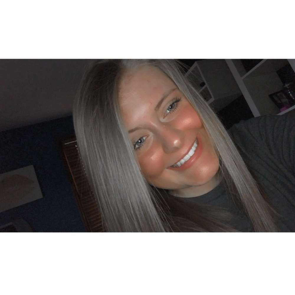 Meet your Posher, Samantha